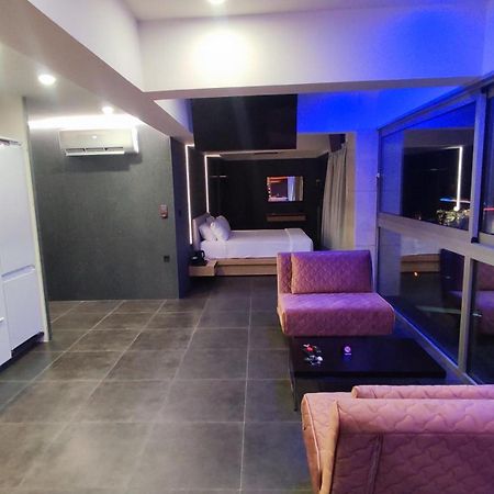 Summertime Signature Suites Aγία Μαρίνα Εξωτερικό φωτογραφία