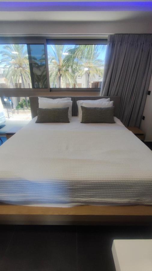 Summertime Signature Suites Aγία Μαρίνα Εξωτερικό φωτογραφία