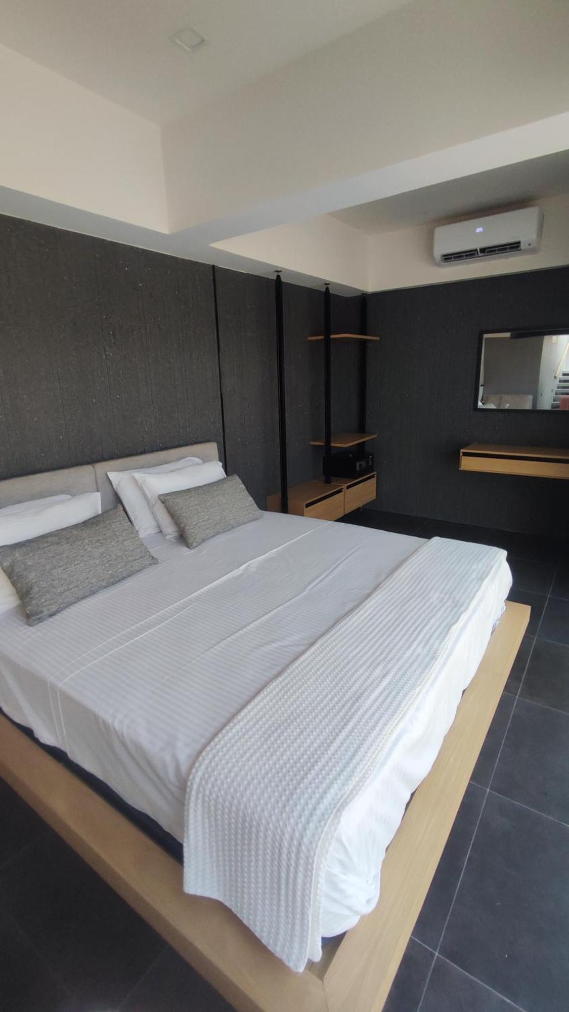 Summertime Signature Suites Aγία Μαρίνα Εξωτερικό φωτογραφία